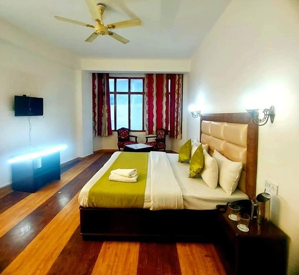 Hotel Kalinga Intercontinental Manali Exteriér fotografie